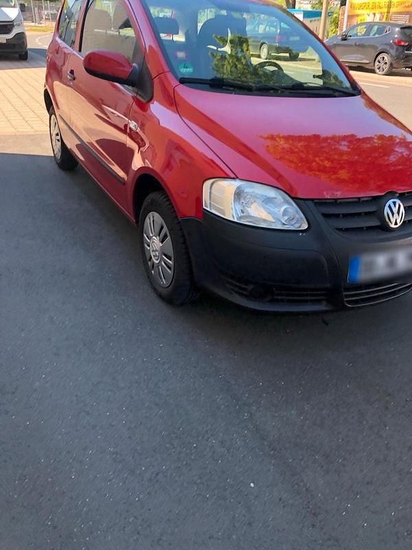 Gebraucht VW Fox 75 PS (55 kW) 2007 Rot Kleinwagen