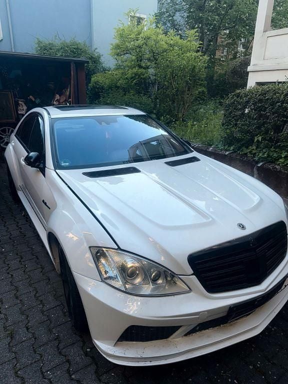 Weiß Gebraucht 2006 Mercedes S350 Limousine | 12.500 € (Etwas zu teuer) - Bild 1/4