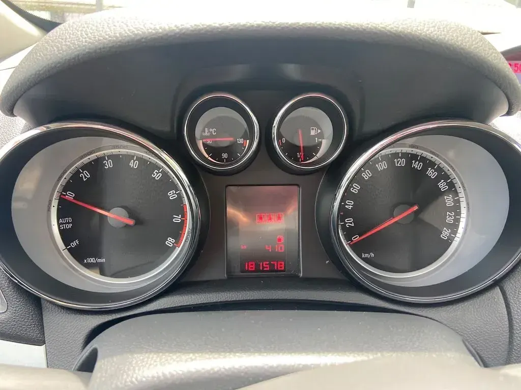 Gebraucht Opel Mokka Edition 140 PS (102 kW) 2016 Weiß SUV