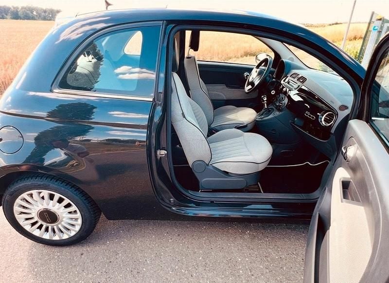 Second-hand Fiat 500 69 CP (50 kW) 2013 Negru Berlinǎ