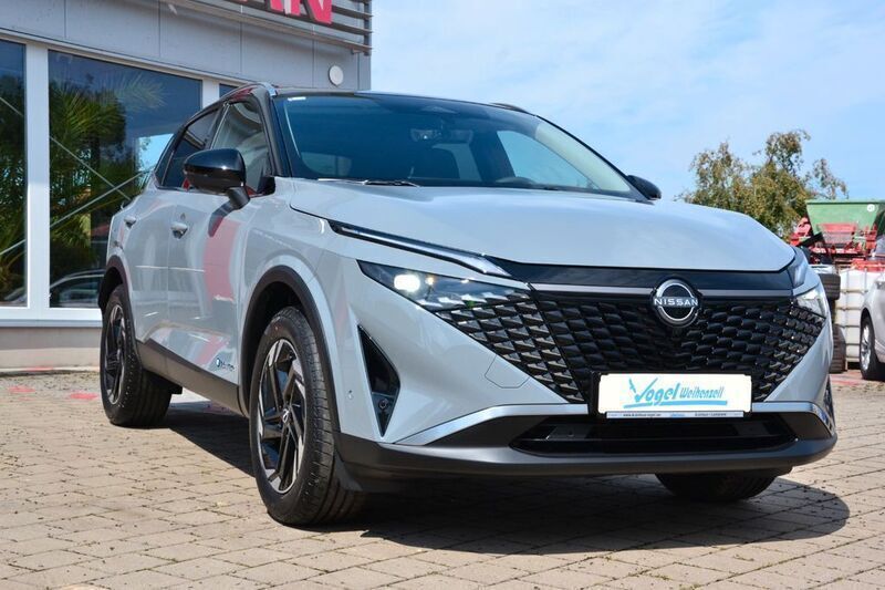 Ceramic grey / black metallic Neu 2024 Nissan Qashqai N-Connecta SUV | 41.590 € (Teuer) - Bild 1/4