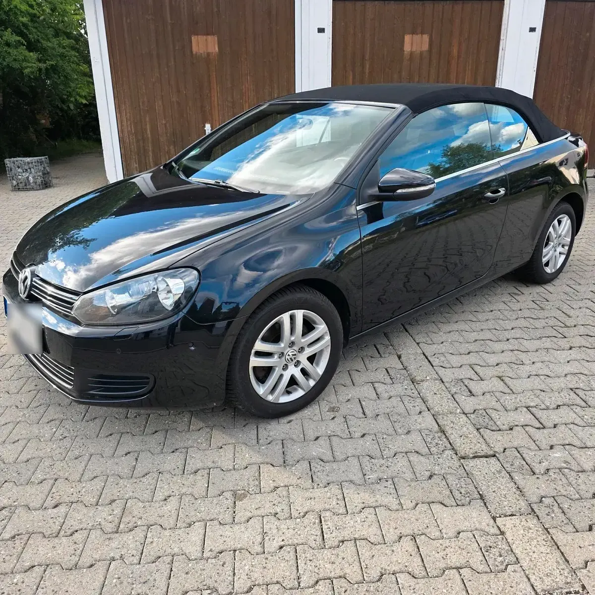 Gebraucht VW Golf Cabriolet 160 PS (117 kW) 2012 Schwarz Cabrio