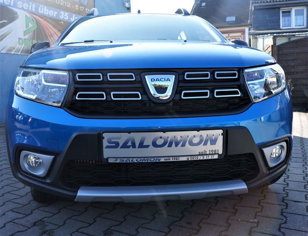 Gebraucht Dacia Sandero Stepway 90 PS (66 kW) 2019 Blau metallic Kleinwagen
