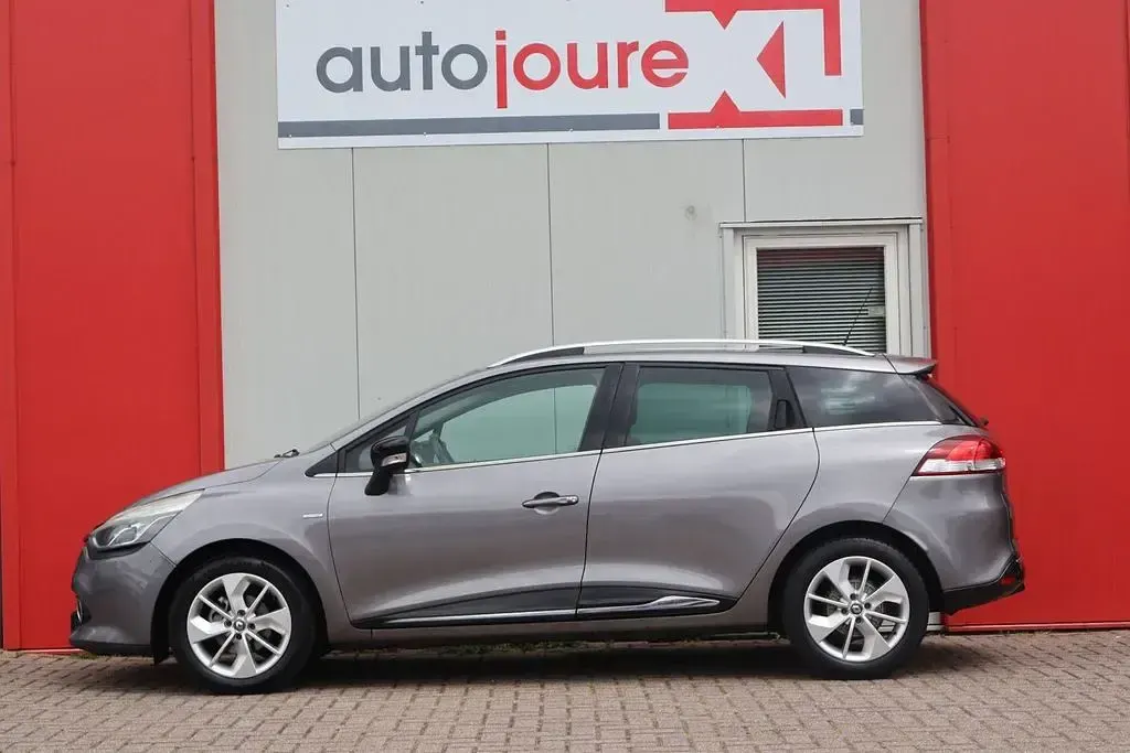 Gebraucht Renault Clio LIMITED 90 PS (66 kW) 2016 Grau Kombi
