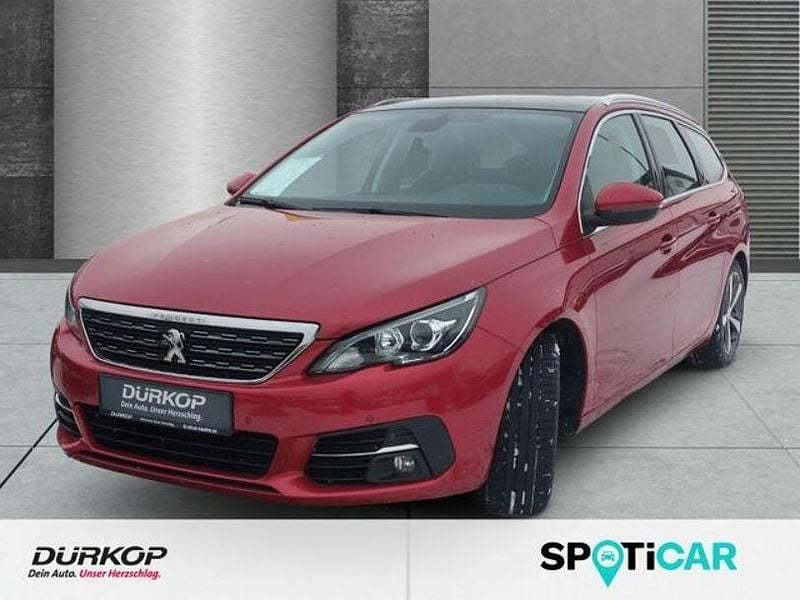 Gebraucht Peugeot 308 131 PS (96 kW) 2018 Rot Limousine