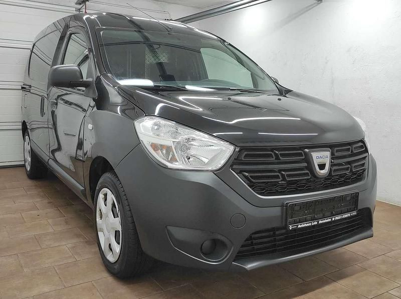 Gebraucht Dacia Dokker 102 PS (75 kW) 2018 Perlmuttschwarz Van / Kleinbus
