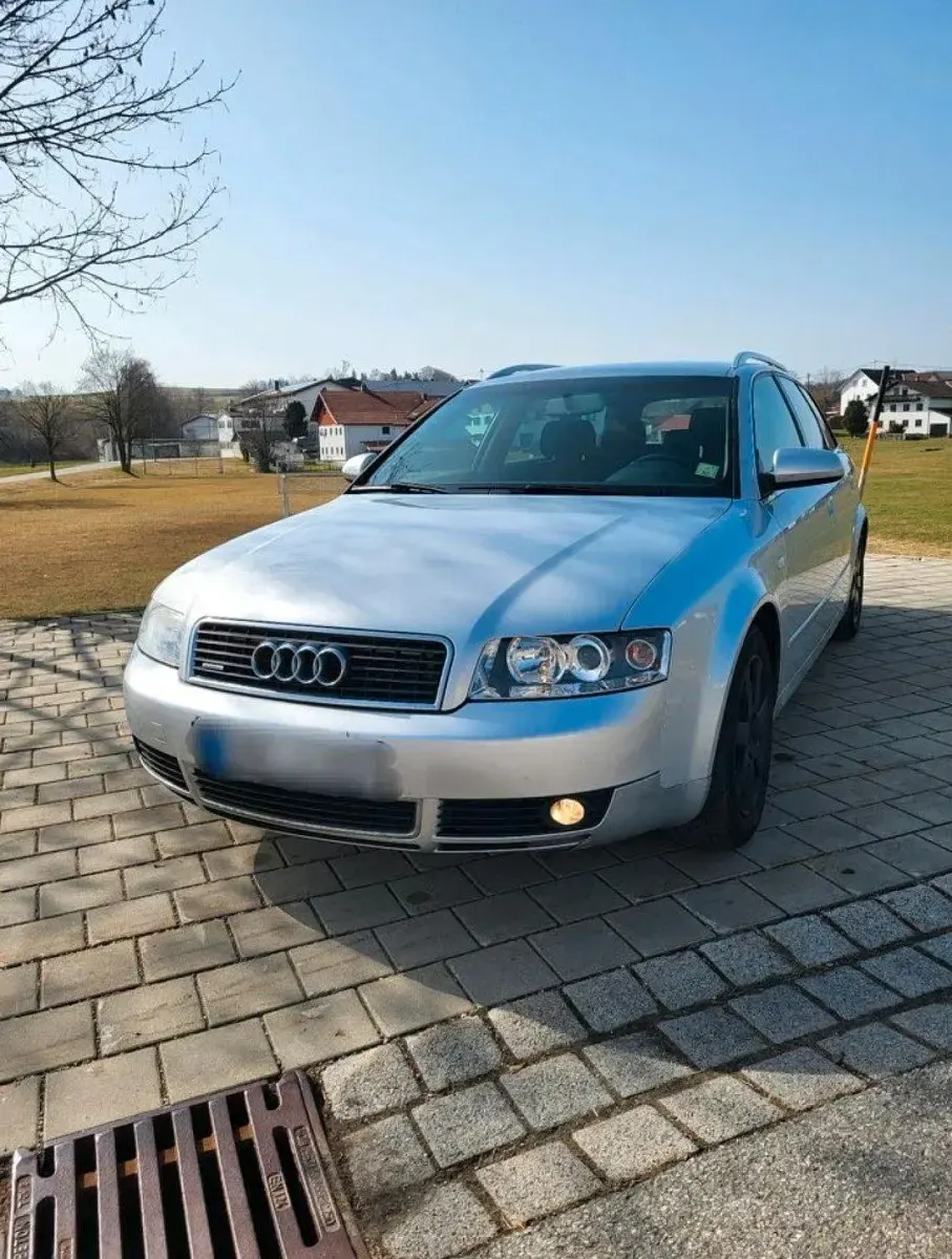 Gebraucht Audi A4 131 PS (96 kW) 2004 Silber Kombi