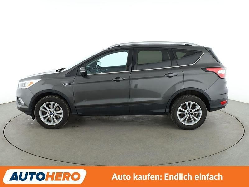 Gebraucht Ford Kuga Titanium 179 PS (131 kW) 2017 Grau SUV