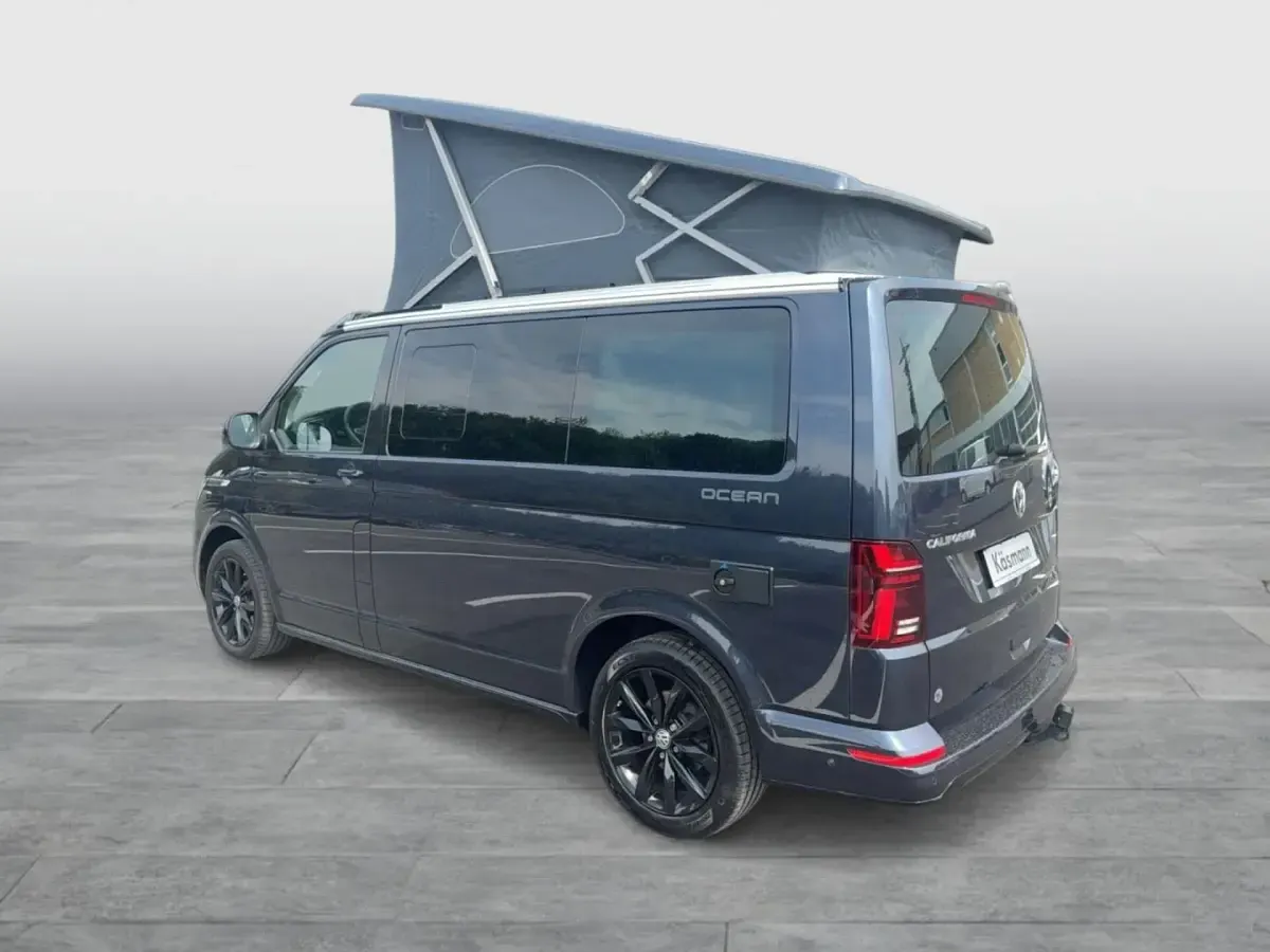 Gebraucht VW California California 204 PS (150 kW) 2023 Starlight blue metallic Van