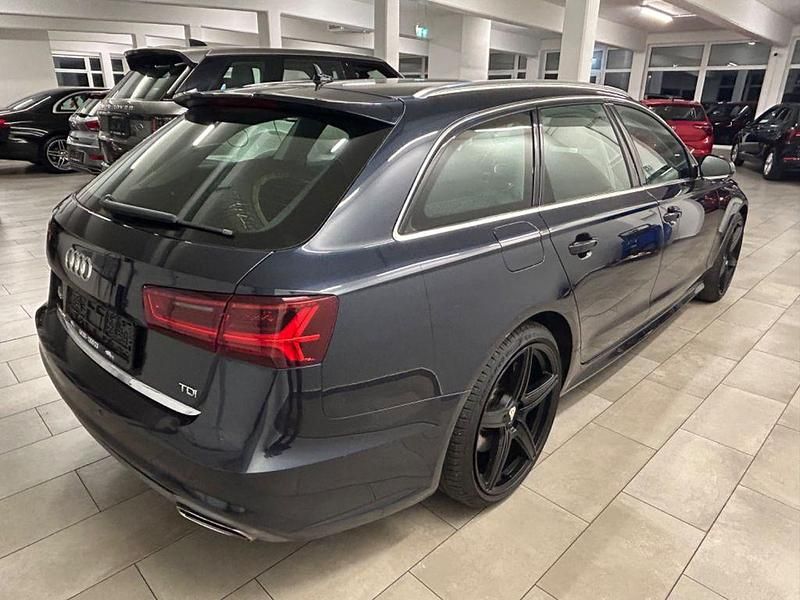 Gebraucht Audi A6 Comfort 218 PS (160 kW) 2016 Blau Kombi