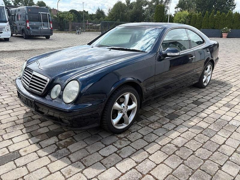 Blau Gebraucht 2001 Mercedes CLK200 Elegance Coupé | 1.950 € (Guter Preis) - Bild 1/4
