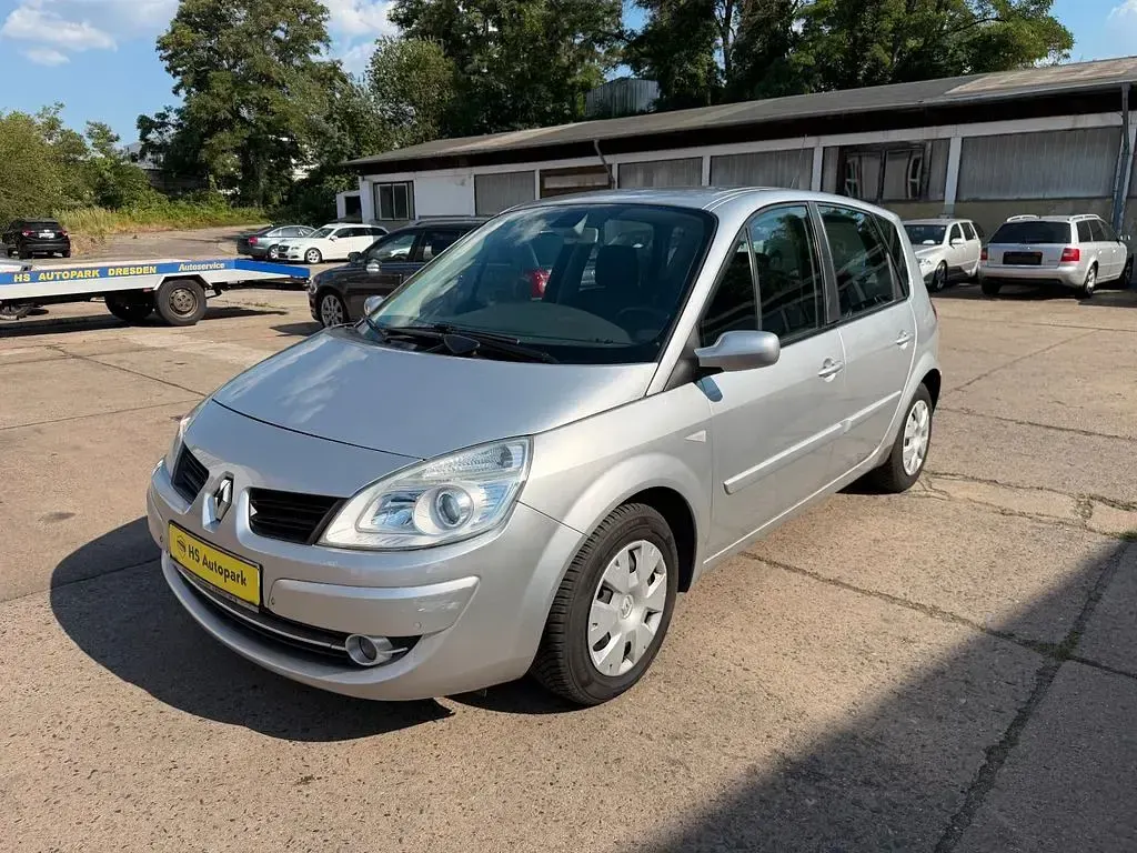 Gebraucht Renault Scénic II Avantage 111 PS (81 kW) 2007 Silber Van / Kleinbus