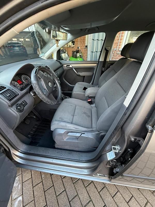 Gebraucht VW Touran 109 PS (80 kW) 2007 Grau Van / Kleinbus