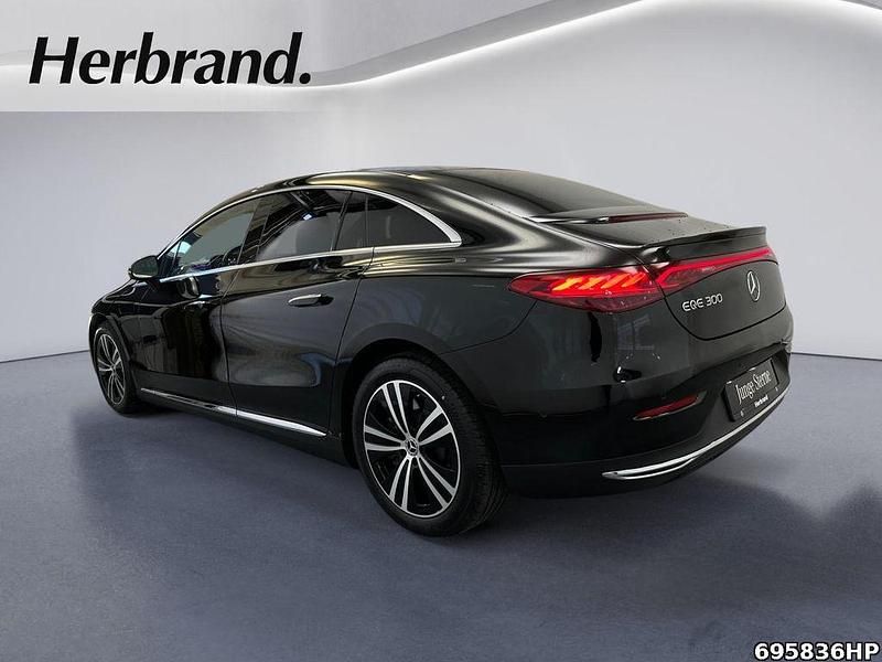 Gebraucht Mercedes EQE300 Electric Art 180 kW (245 PS) 2024 Unilack schwarz Limousine