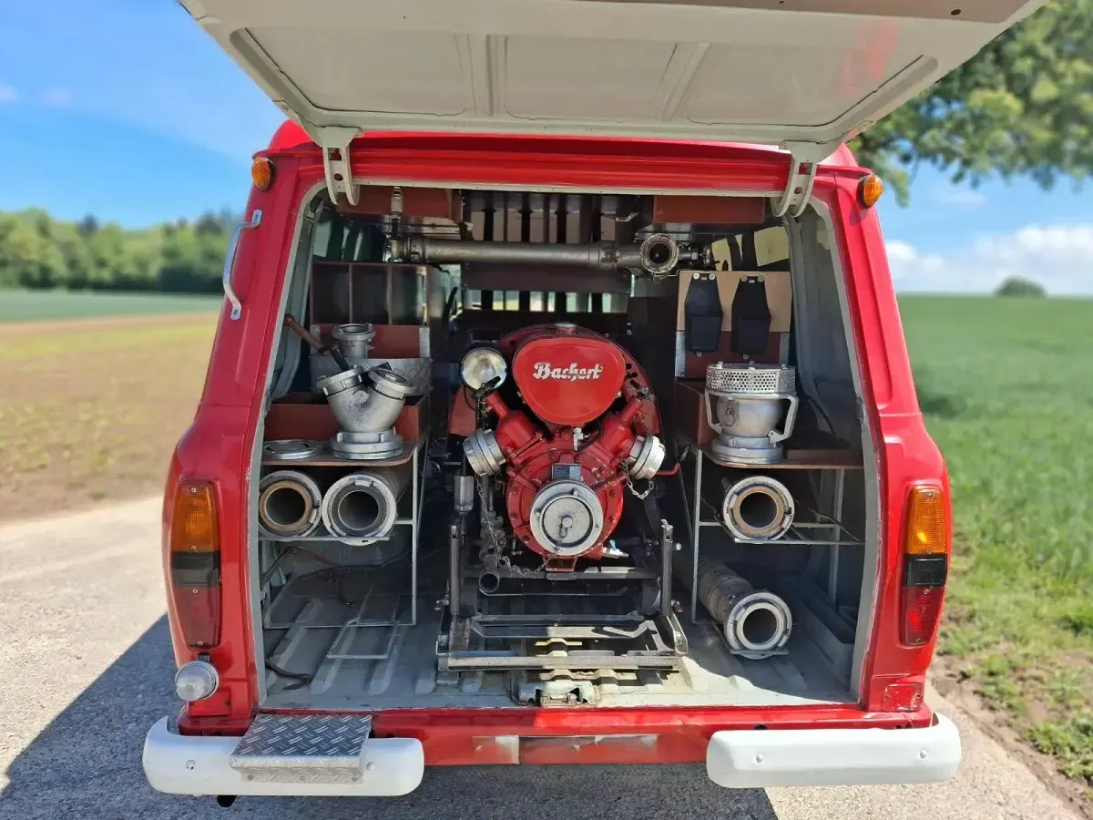 Gebraucht Ford Transit 70 PS (51 kW) 1977 Rot Van / Kleinbus