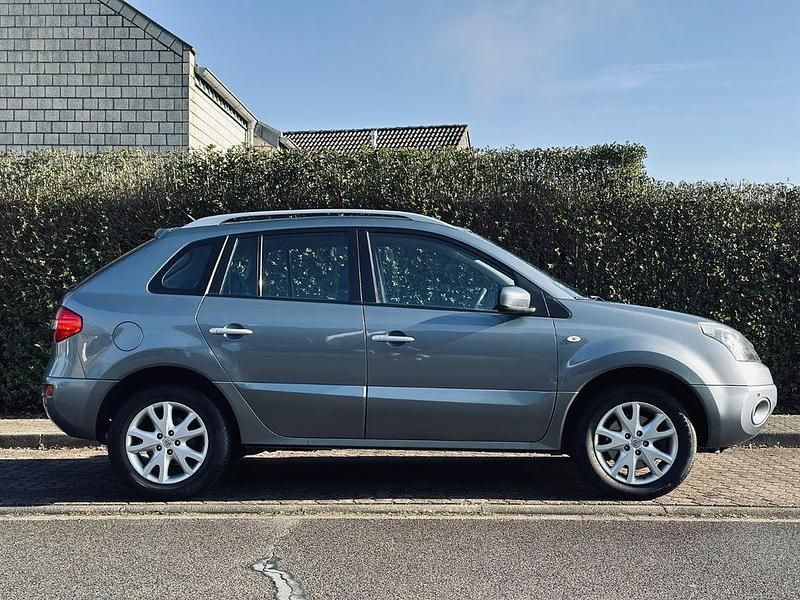 Gebraucht Renault Koleos Dynamique 150 PS (110 kW) 2009 SUV