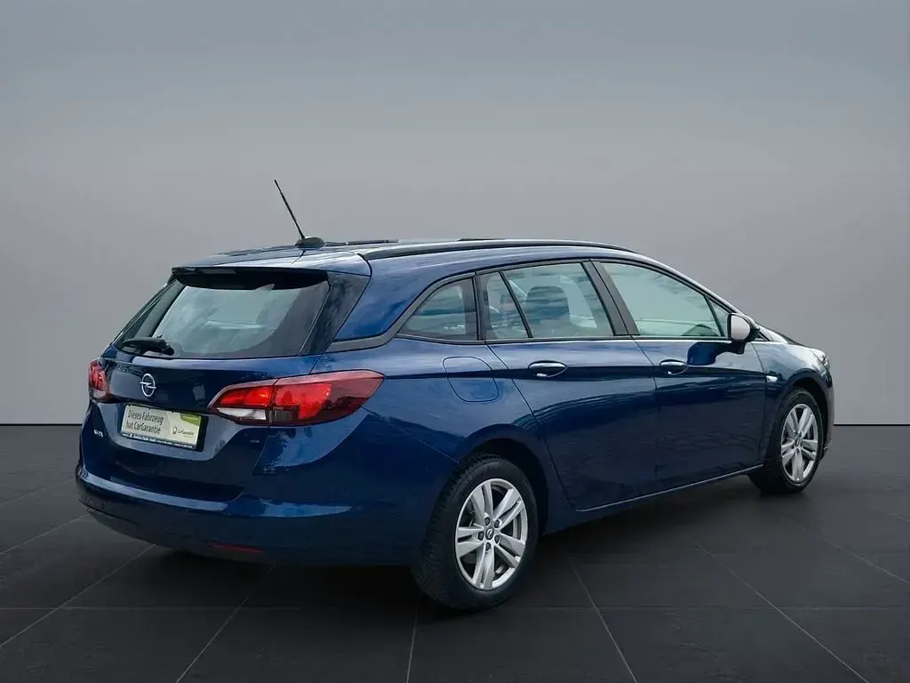 Usata Opel Astra Edition 105 CV (77 kW) 2021 Blu Station wagon