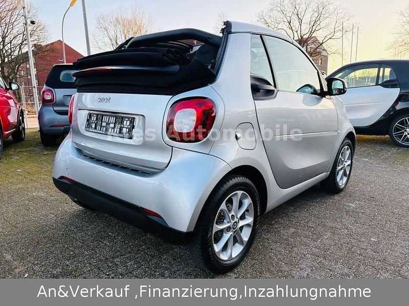 Gebraucht Smart ForTwo Cabrio Passion 71 PS (52 kW) 2017 Silber Cabrio