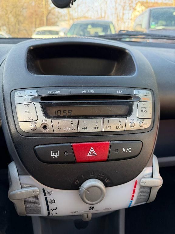 Gebraucht Citroën C1 Style 68 PS (50 kW) 2008 Rot Kleinwagen