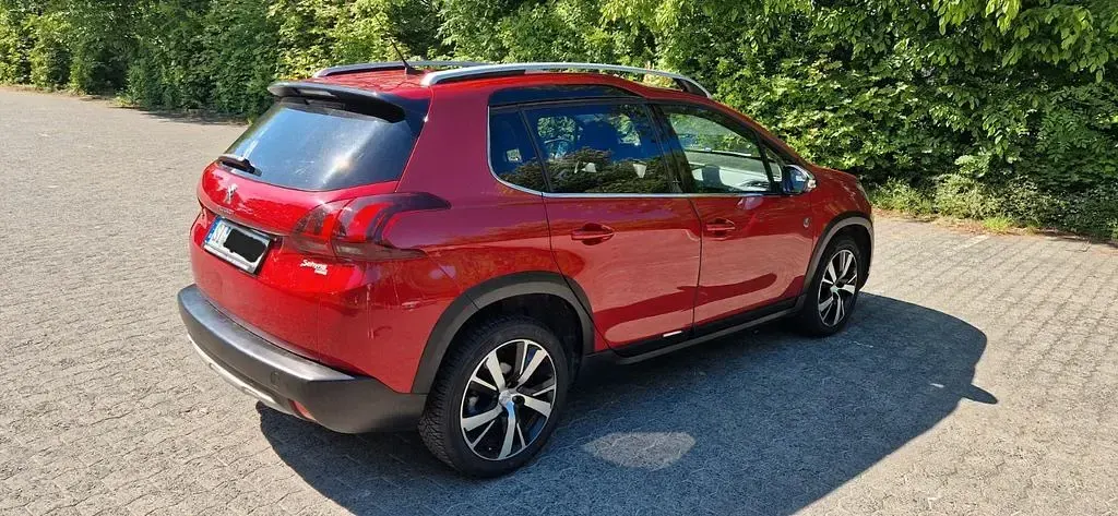 Gebraucht Peugeot 2008 Crossway 110 PS (80 kW) 2019 Rot SUV