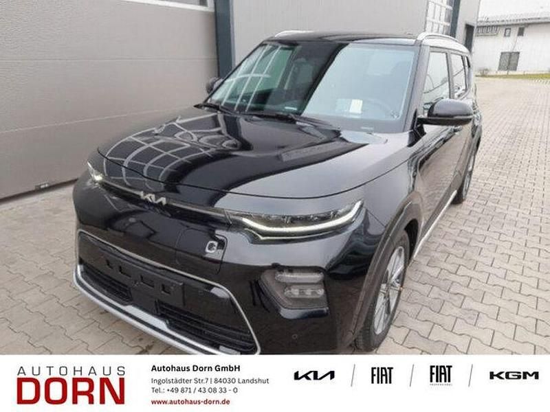 Fusion black Gebraucht 2024 Kia Soul EV Inspiration SUV | 30.990 € (Etwas zu teuer) - Bild 1/4