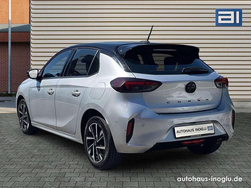 Gebraucht Opel Corsa Sport 101 PS (74 kW) 2024 Grau/typ aussenverkleidung met Kleinwagen