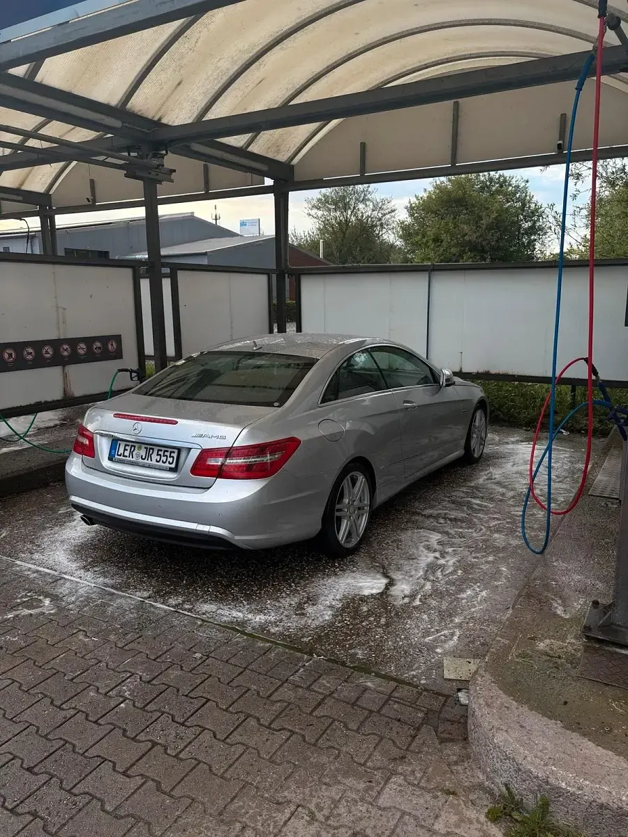 Usata Mercedes E250 AMG 204 CV (150 kW) 2013 Argento Coupé
