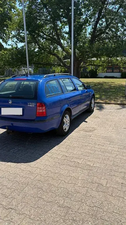 Gebraucht Skoda Octavia Ambiente 90 PS (66 kW) 2002 Blau Kombi