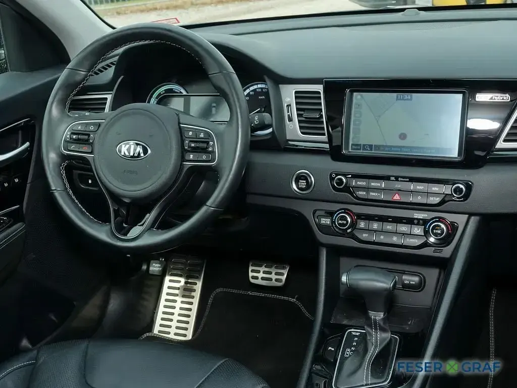 Gebraucht Kia Niro 105 PS (77 kW) 2019 Blau SUV