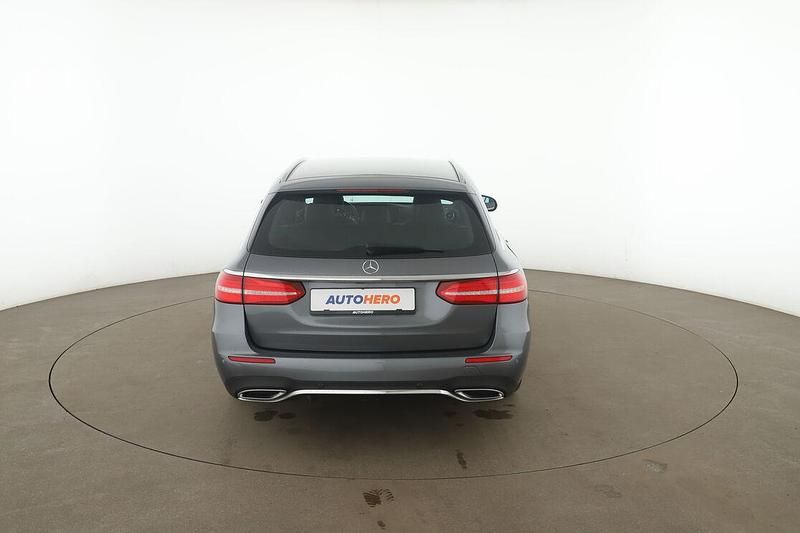 Gebraucht Mercedes E400 AMG line 340 PS (250 kW) 2019 Grau Kombi