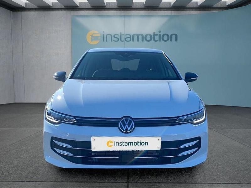 Gebraucht VW Golf VIII 116 PS (85 kW) 2025 Weiß Kleinwagen