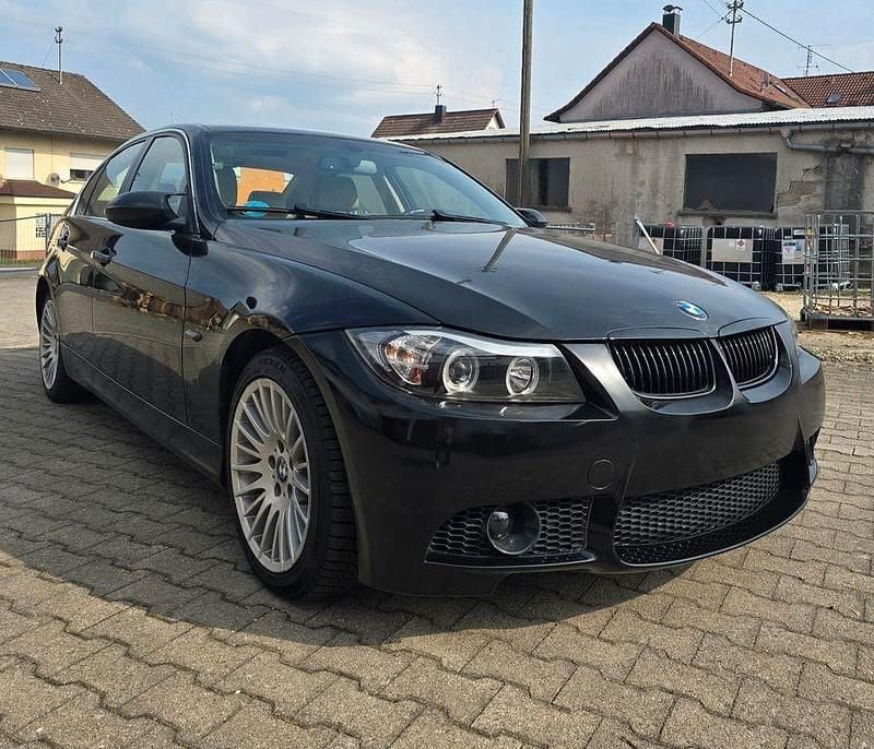 Gebraucht BMW 325 218 PS (160 kW) 2007 Limousine