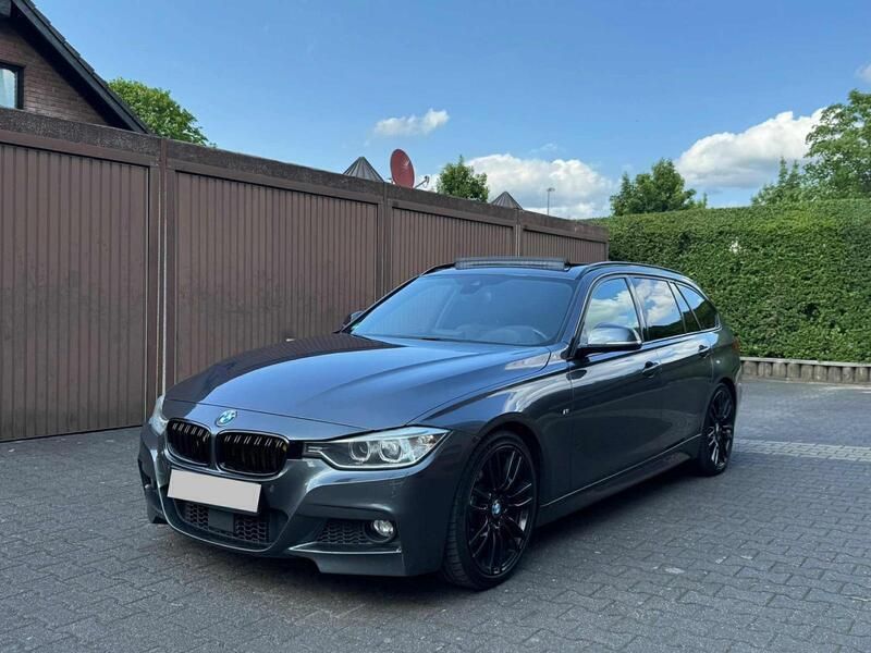 Grau Gebraucht 2012 BMW 330 M Sport Kombi | 17.690 € (Guter Preis) - Bild 1/4