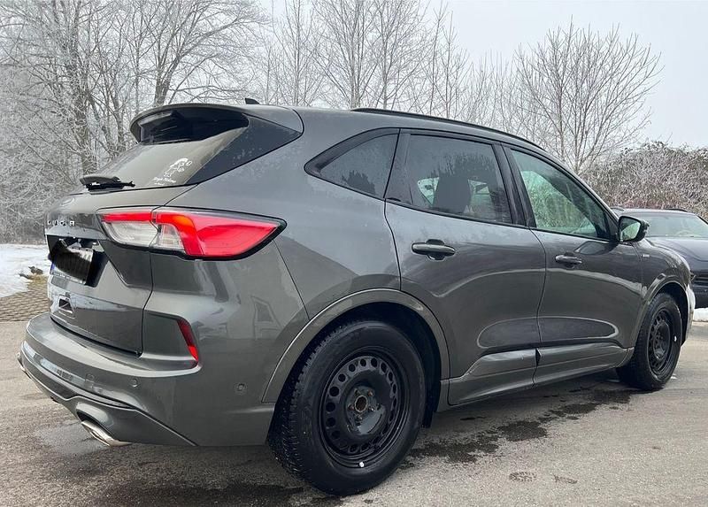 Gebraucht Ford Kuga ST-Line X 150 PS (110 kW) 2020 Grau SUV