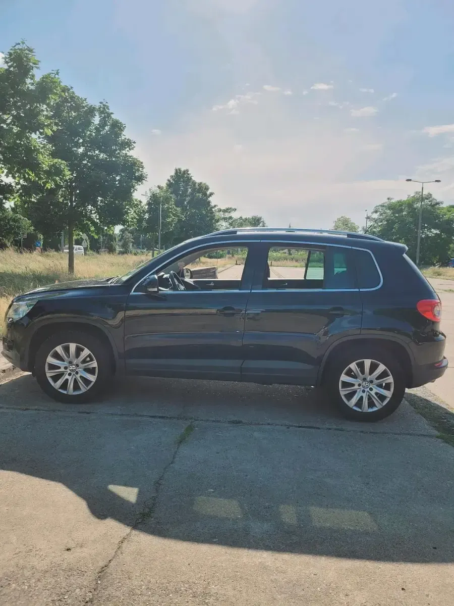 Gebraucht VW Tiguan Sport 160 PS (117 kW) 2009 Schwarz SUV