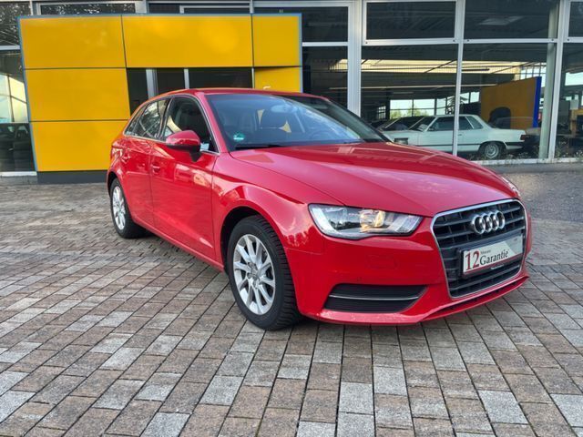 Rot Gebraucht 2013 Audi A3 Attraction Kombi | 16.950 € (Teuer) - Bild 1/4