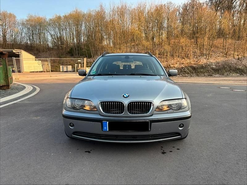Gebraucht BMW 325 192 PS (141 kW) 2004 Silber Kombi