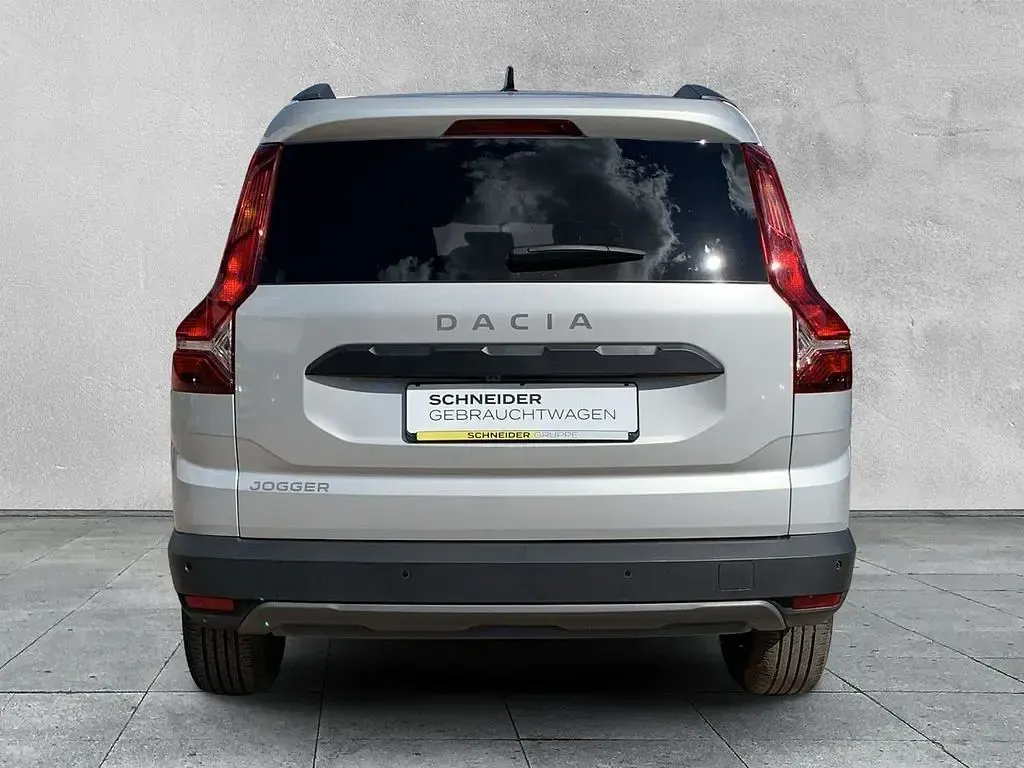 Gebraucht Dacia Jogger Extreme 101 PS (74 kW) 2022 Grau Van / Kleinbus
