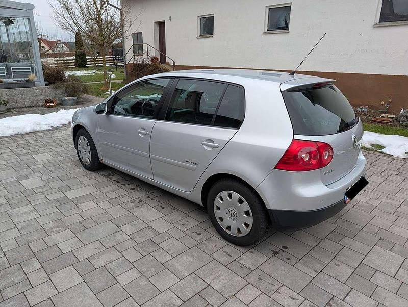 Gebraucht VW Golf V United 102 PS (75 kW) 2007 Silber Limousine