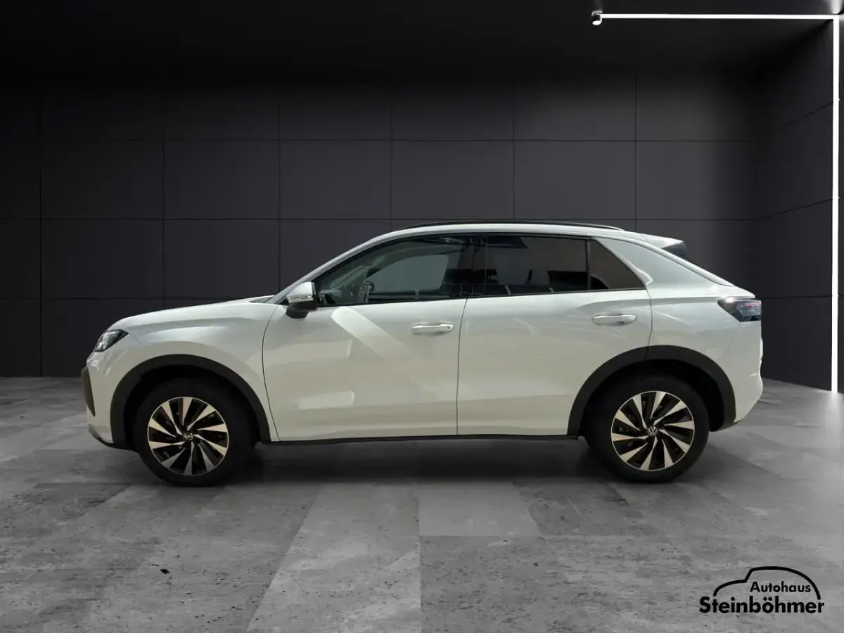Neu VW T-Roc Life 116 PS (85 kW) 2026 Pure white (weiß) SUV