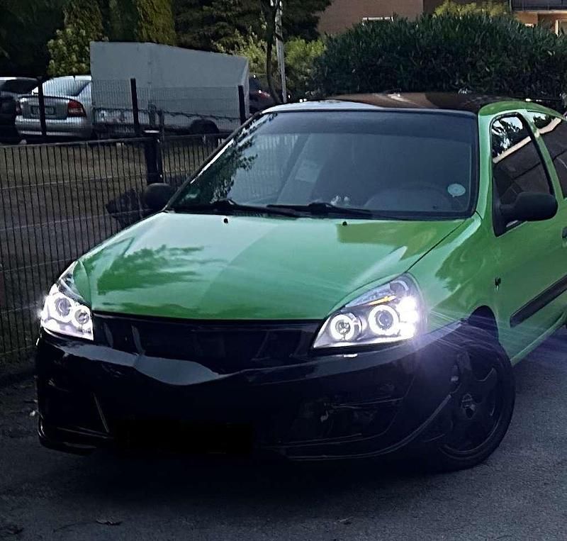 Gebraucht 2006 Renault Clio II Campus Kleinwagen | 2.500 € (Teuer) - Bild 1/4