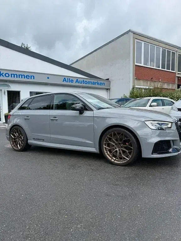 Gebraucht Audi RS3 Sportback Sport 400 PS (294 kW) 2019 Grau Kleinwagen