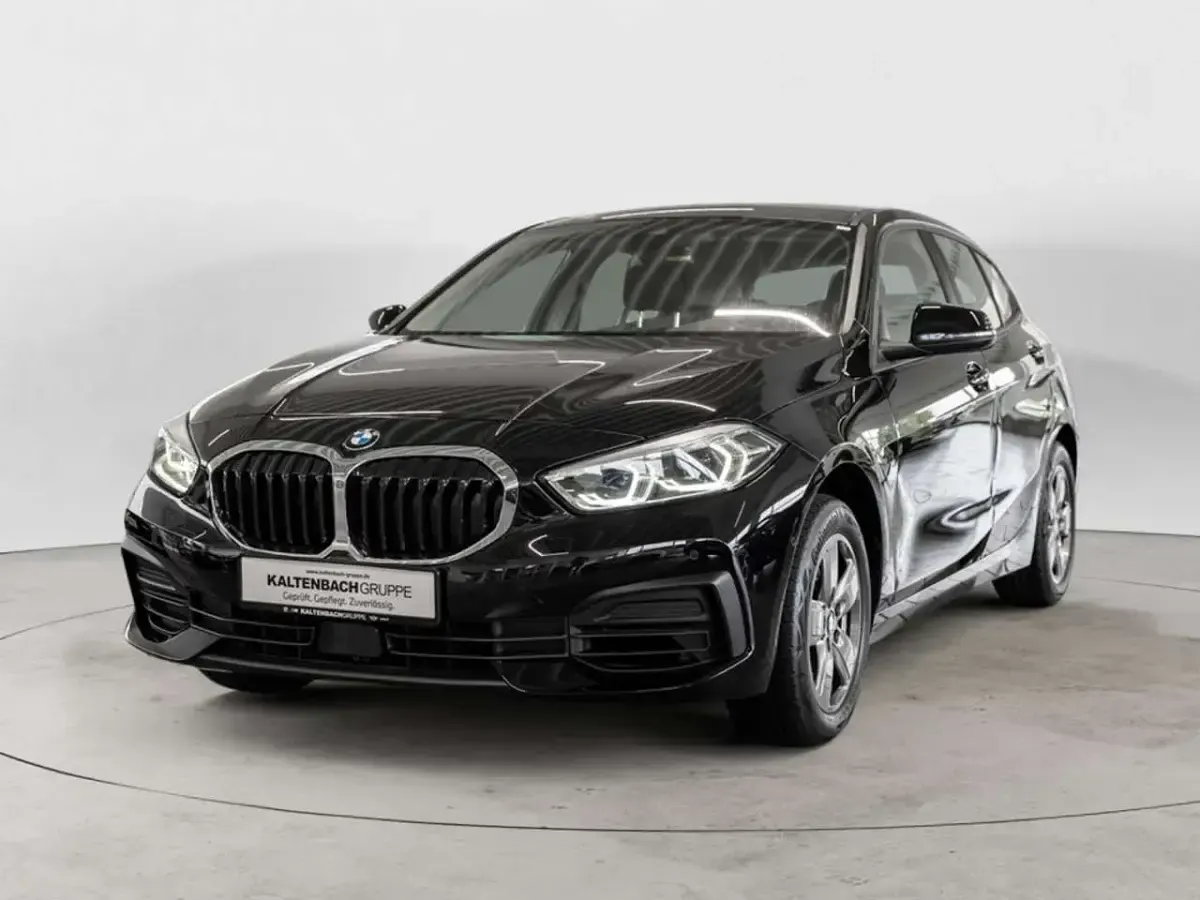 Gebraucht BMW 116 Advantage 109 PS (80 kW) 2023 Schwarz Kleinwagen