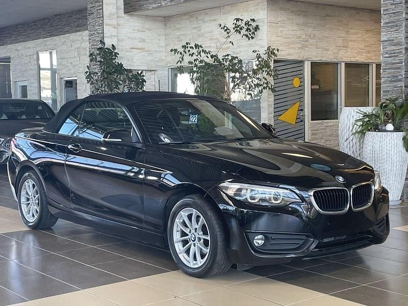Gebraucht BMW 218 Sport Line 150 PS (110 kW) 2018 Schwarz Cabrio