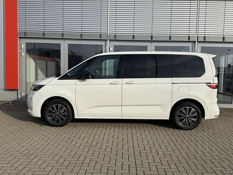 Gebraucht VW Multivan Basis 150 PS (110 kW) 2023 Weiß Van