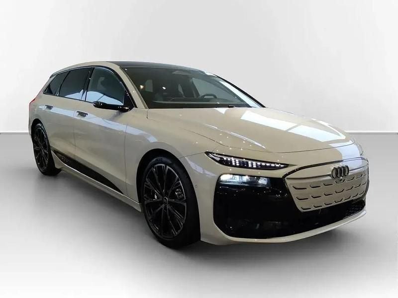 Brugt Audi e-tron Ambiente 369 kW (503 HK) 2025 Beige SUV