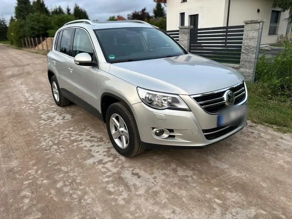 Gebraucht VW Tiguan 160 PS (117 kW) 2010 Gold SUV