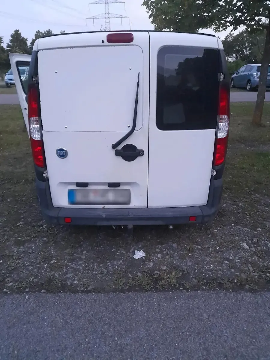 Gebraucht Fiat Doblò 102 PS (75 kW) 2006 Weiß Van / Kleinbus