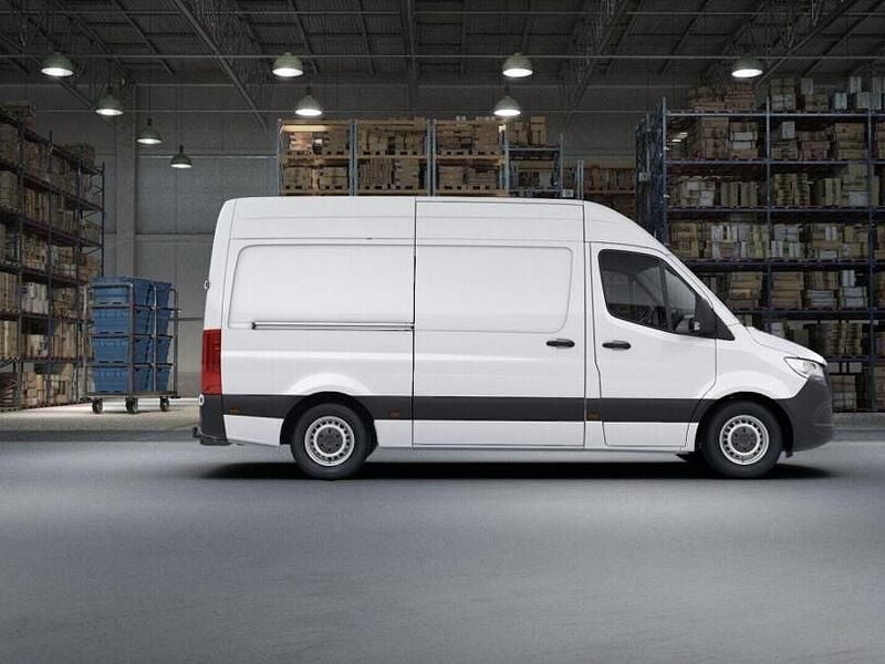 Gebraucht Mercedes Sprinter 150 PS (110 kW) 2023 Arktikweiß Van