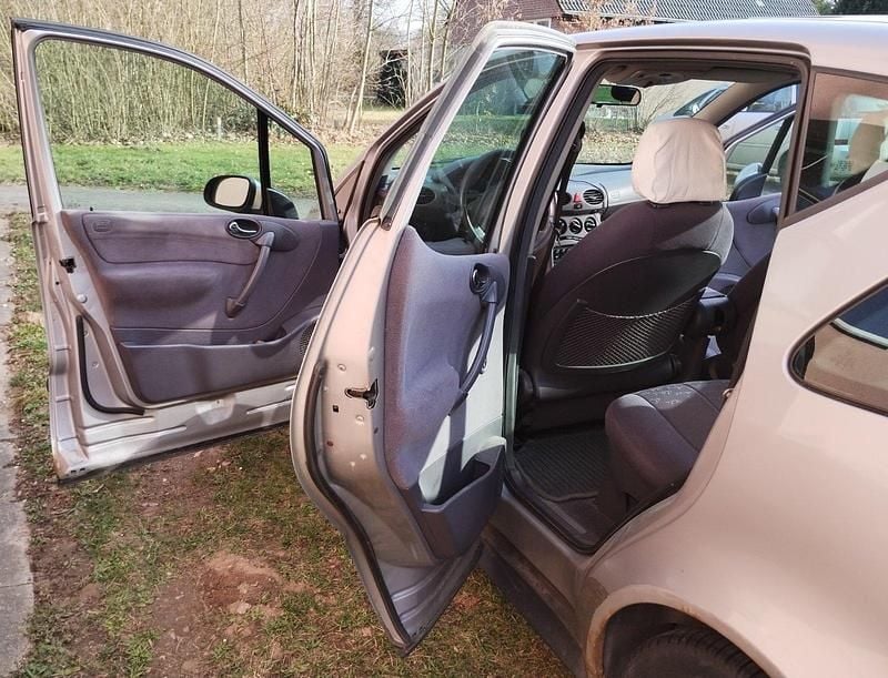 Gebraucht Mercedes A170 Elegance 90 PS (66 kW) 2000 Silber Kleinwagen